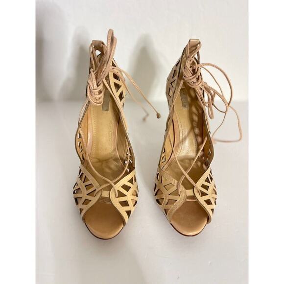 Schutz 9 Dubianna Heels Nude Patent Leather Laser Cut Ankle Strap Stiletto Pump - Picture 4 of 9